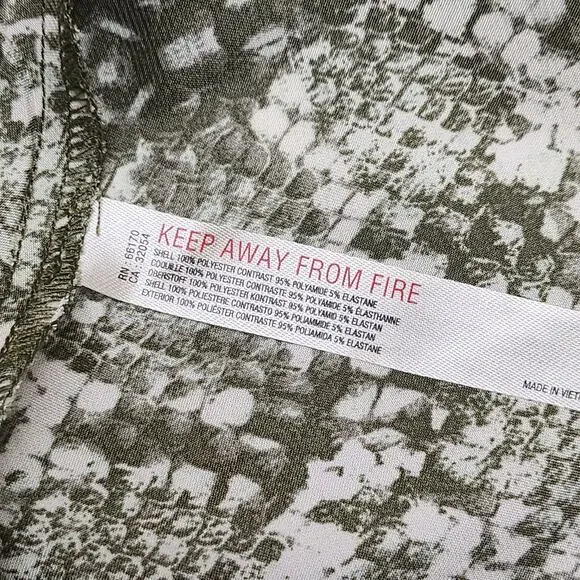 Free People Intimately NIGHTS OUT Snakeskin Print Bodysuit Moss Green L NWOT $68 - Picture 8 of 10